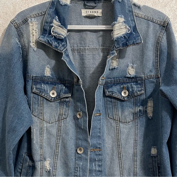 Ci Sono heavily distressed loose fit jean jacket. - Picture 5 of 5